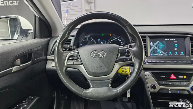 Hyundai Elantra (Avante)