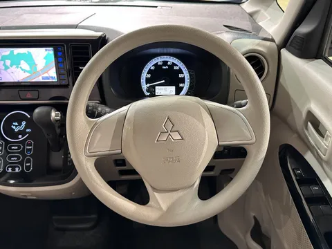Mitsubishi eK Space