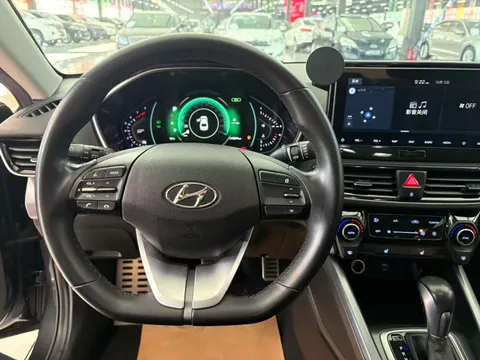 Hyundai Festa