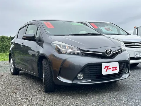 Toyota Yaris (Vitz)