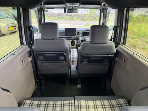 Honda N-BOX Joy