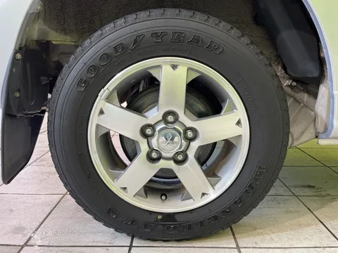 Mitsubishi Pajero Mini