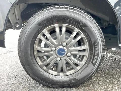 Nissan Clipper