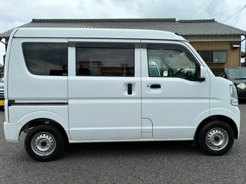 Nissan Clipper