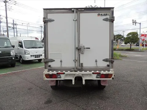 Nissan Clipper Truck