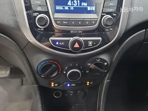 Hyundai Accent