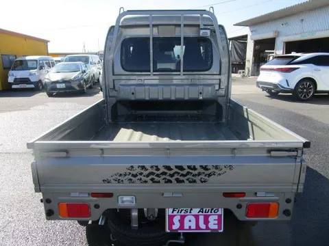 Suzuki Carry Track
