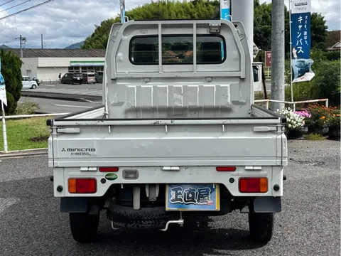 Mitsubishi Minicab Truck