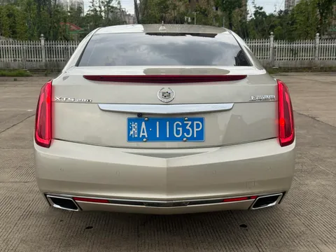Cadillac XTS