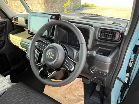 Suzuki Spacia Gear