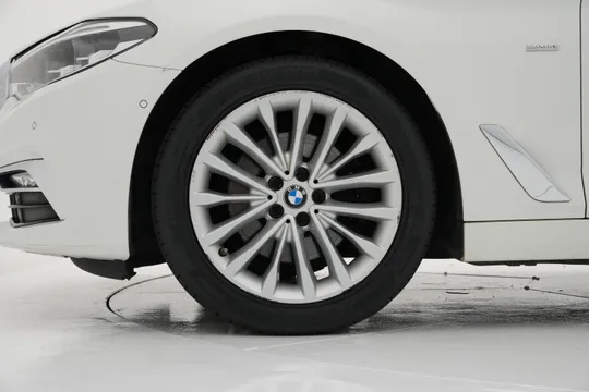 BMW BMW