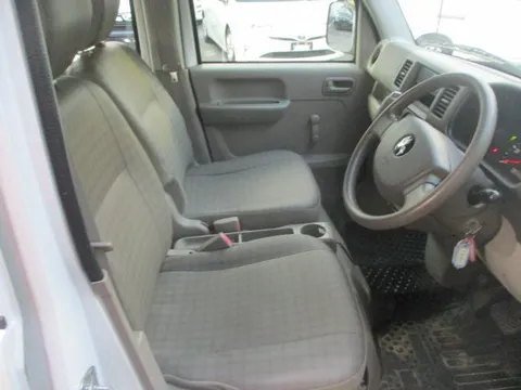 Mitsubishi Minicab Van