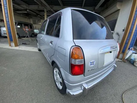 Daihatsu Mira Gino