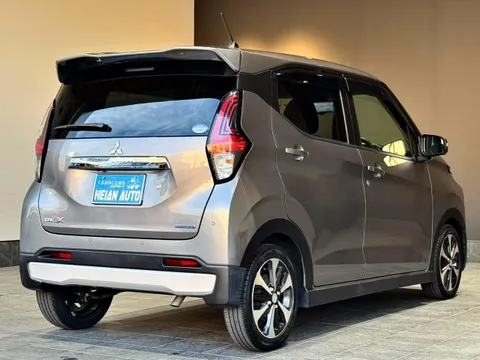 Mitsubishi eK X