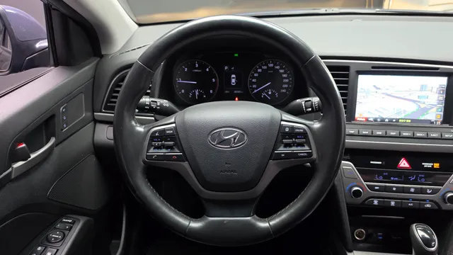 Hyundai Elantra (Avante)