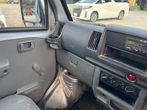 Mitsubishi Minicab Van