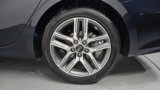 Kia Cerato (K3)