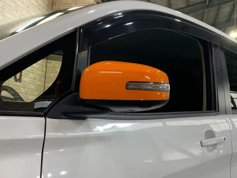 Mitsubishi eK Custom