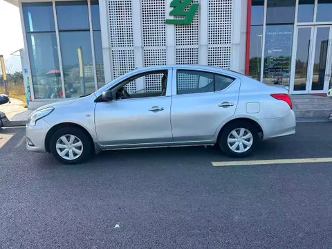 Nissan Sunny