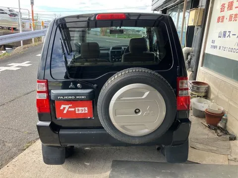 Mitsubishi Pajero Mini