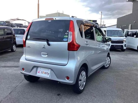 Mitsubishi eK Wagon