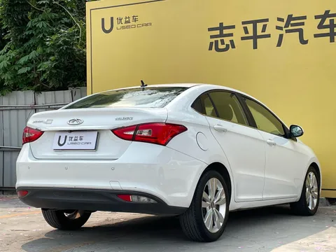 Chery Arrizo 5