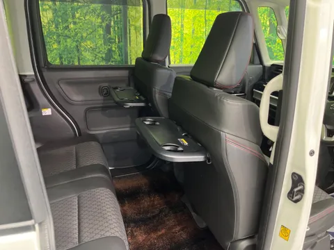 Suzuki Spacia Custom