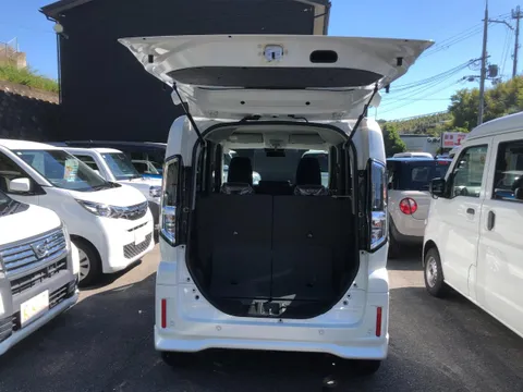 Suzuki Spacia Custom