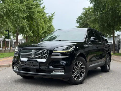 Lincoln Aviator