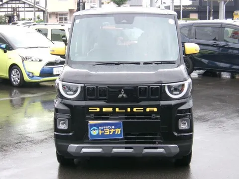 Mitsubishi Delica Mini