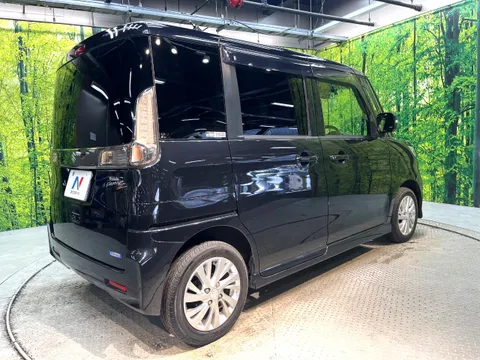 Suzuki Spacia Custom Z