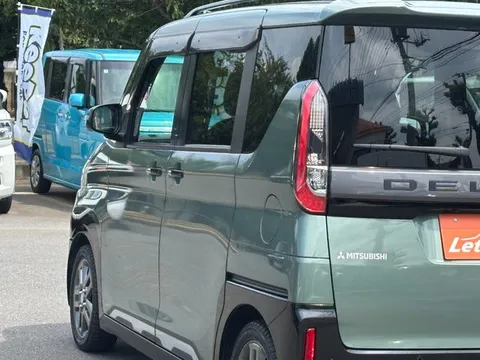 Mitsubishi Delica Mini