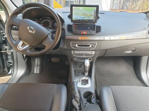 Renault SM3