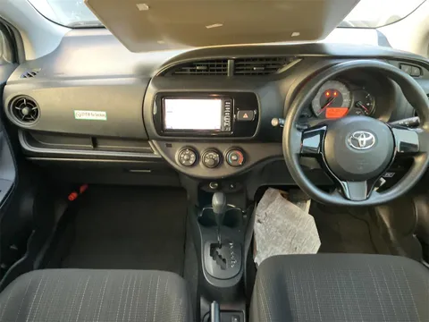 Toyota Yaris (Vitz)