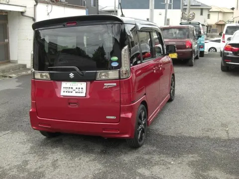 Suzuki Spacia Custom