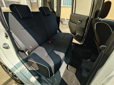 Toyota Pixis Space