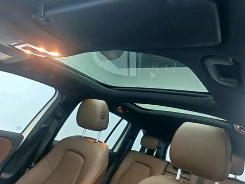 Mercedes-Benz Mercedes-Benz GLB