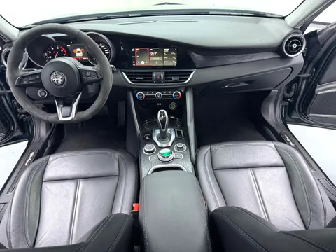 Alfa Romeo Giulia