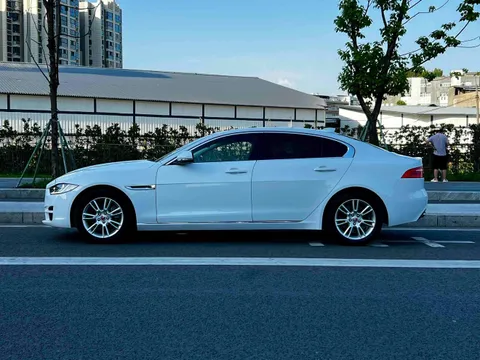 Jaguar XEL