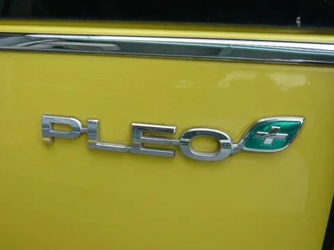 Subaru Pleo Plus