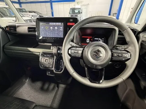 Suzuki Spacia Gear