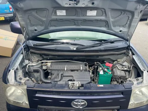 Toyota Pixis Space