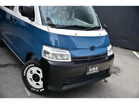 Toyota TownAce Van