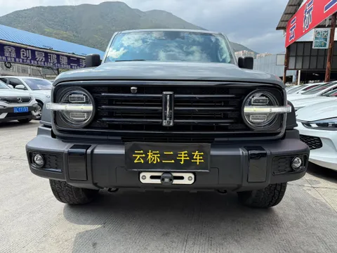 Tank 300