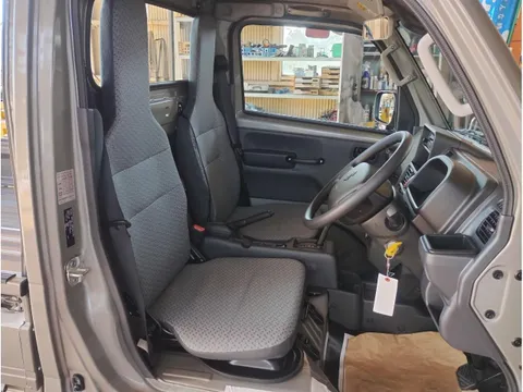 Suzuki Carry Track