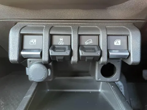 Suzuki Jimny Sierra