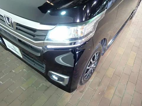Honda N-WGN Custom