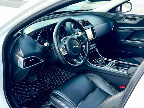 Jaguar XEL