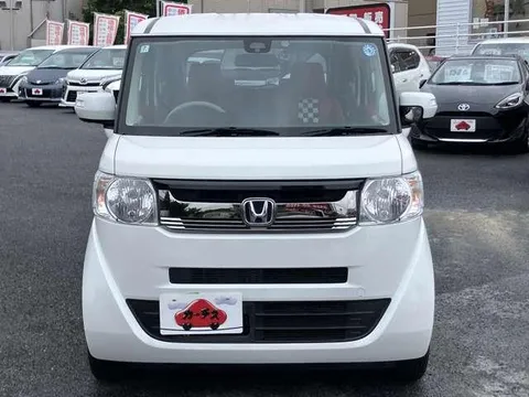 Honda N-BOX Slash