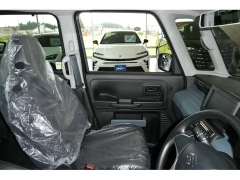 Suzuki Spacia Base